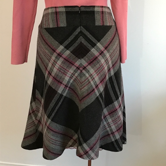 Smart set -Grey, Black & Pink Wool Blend Plaid Patern Skirt - Picture 3 of 8